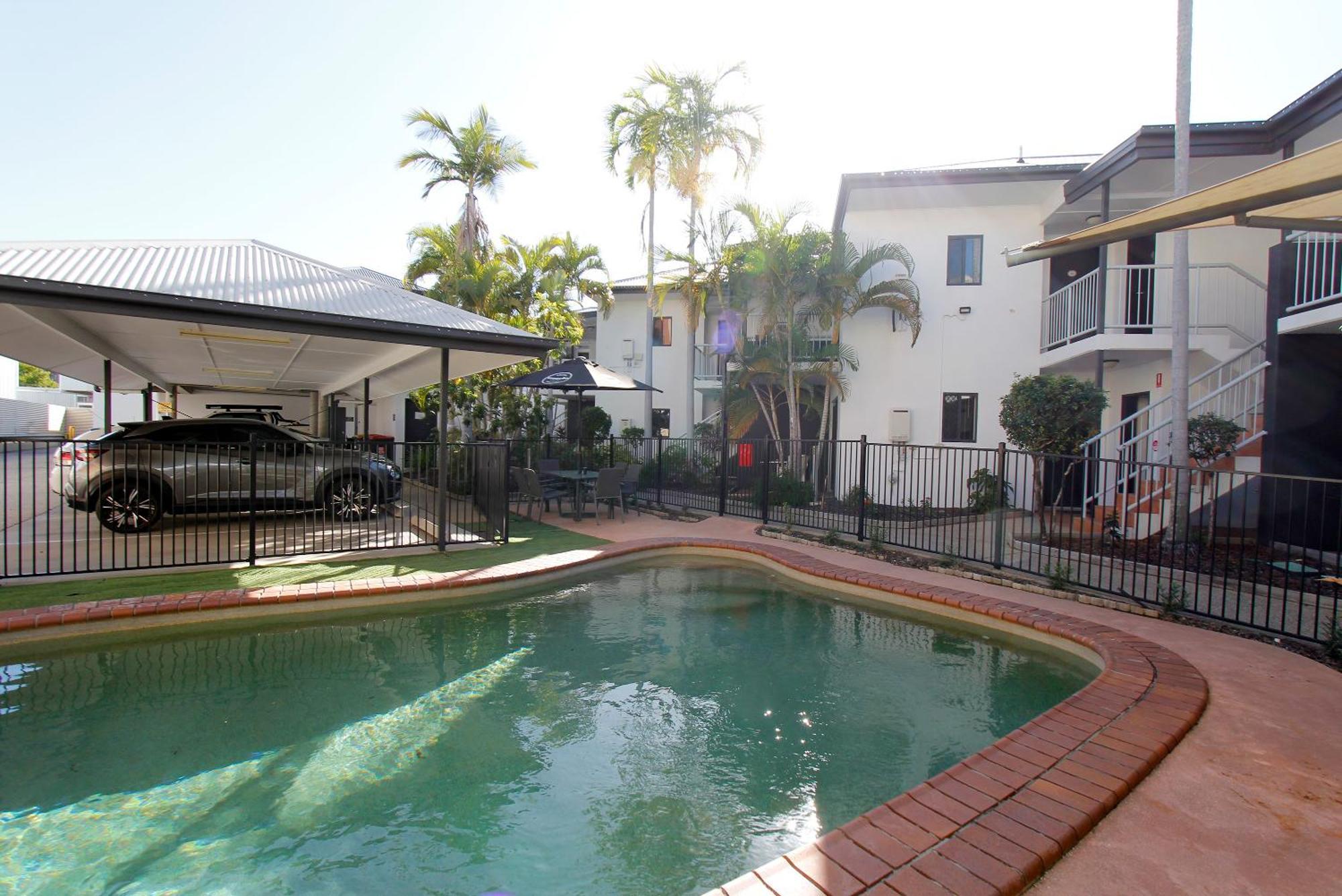 Coffee House Apartment Motel Rockhampton Eksteriør bilde