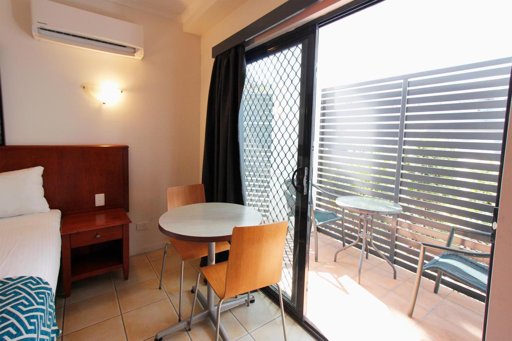 Coffee House Apartment Motel Rockhampton Eksteriør bilde